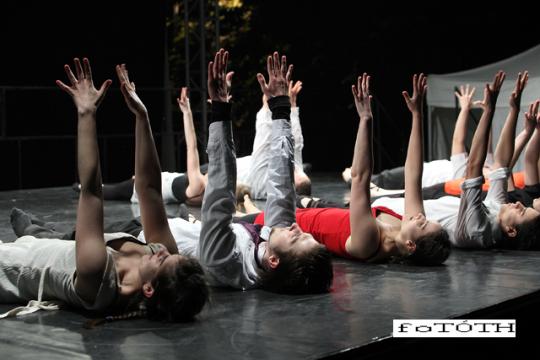 Etudes on Movement 209